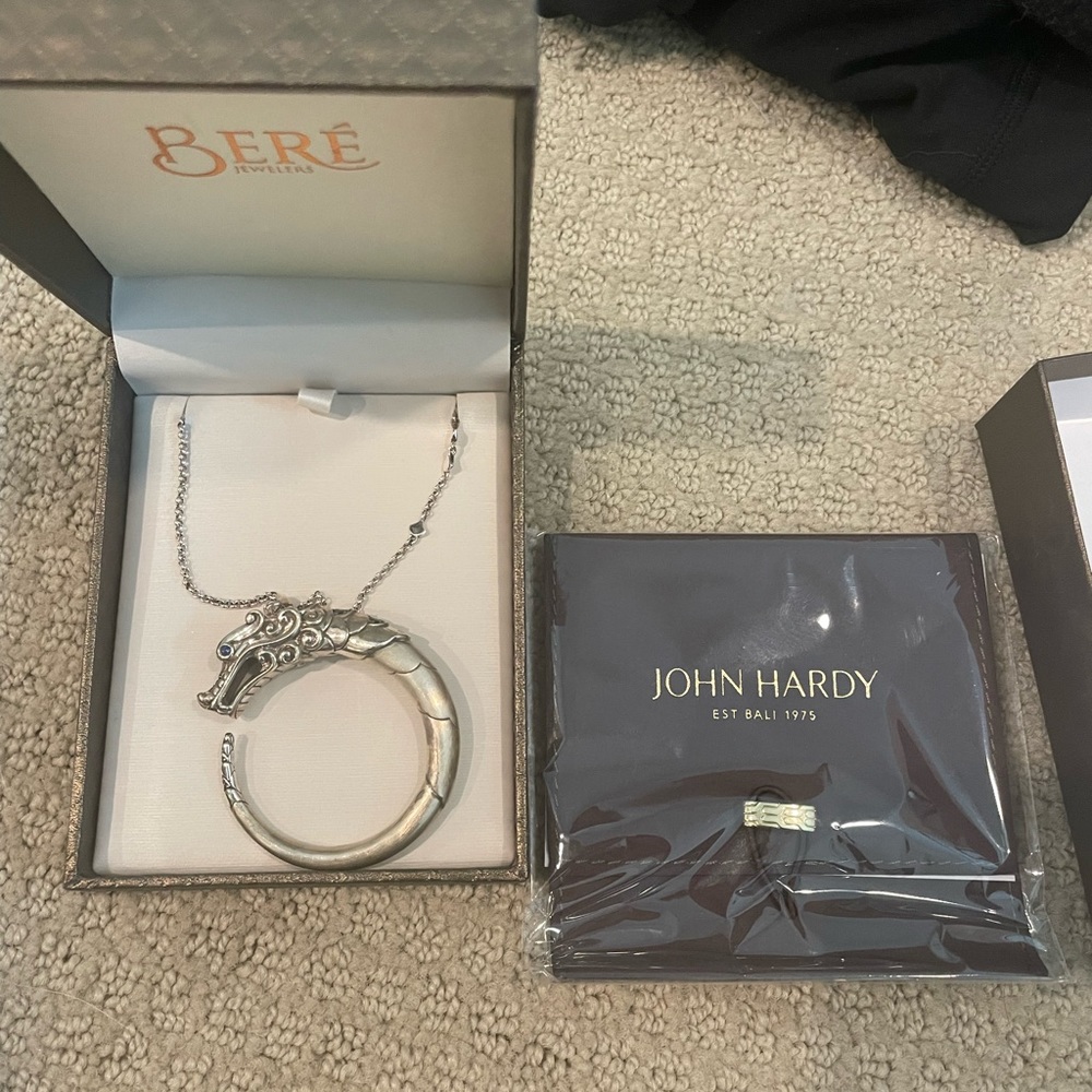 John hardy snake pendant necklace